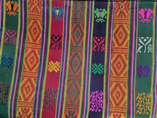 ブータンの織物文化 | mitekuyone 